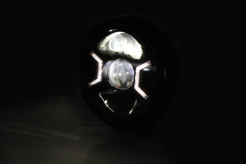 LED Scheinwerfer RENO 7 Zoll.
